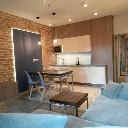 Apartmán Nice - Odrzanska Street *